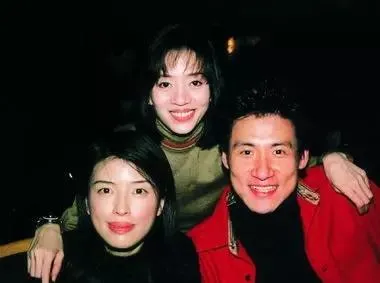 与张曼玉并称最有前途的女演员,罗美薇却选择了张学友,真嫁对了