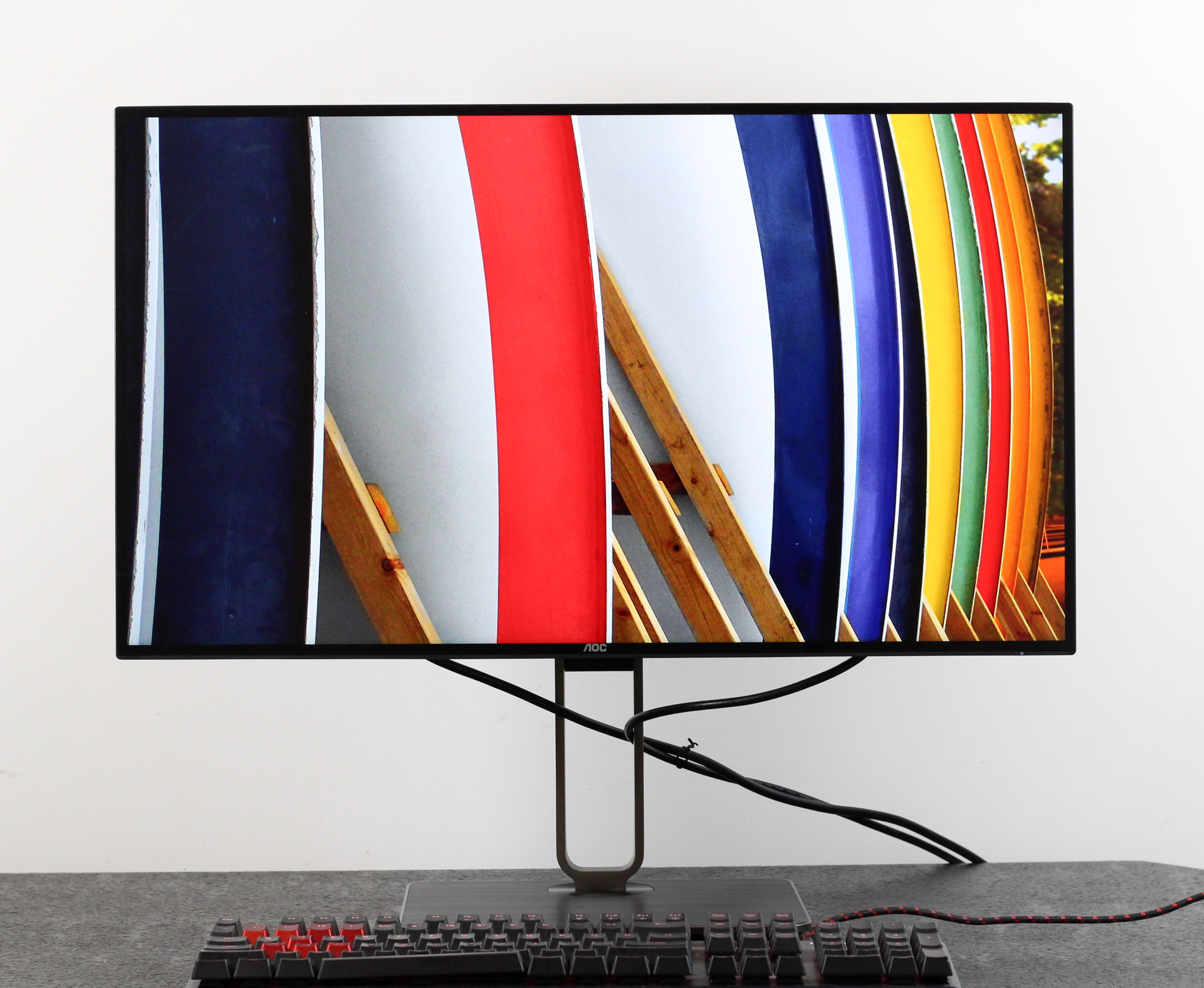 AOC Q27U2显示器评测：为创作者提供的一块好屏