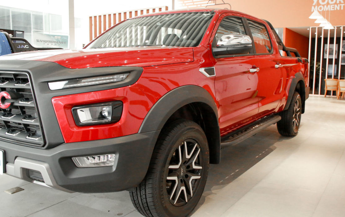 江淮悍途将于今年上市号称国产版猛禽皮卡车迎接春天