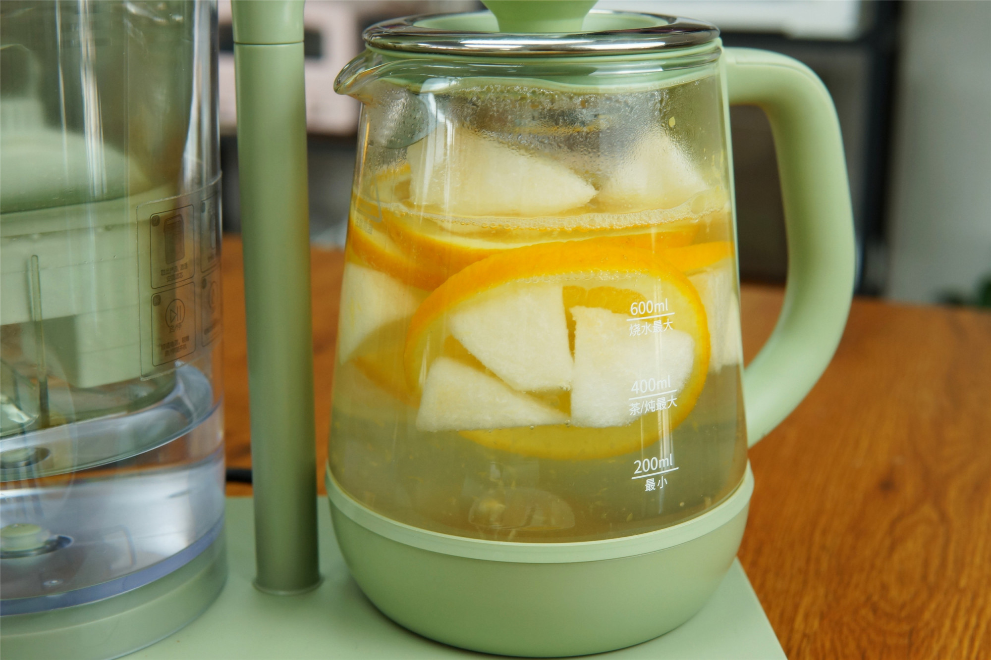 自制冰红茶和冰糖雪梨，几块钱成本，煮一锅放