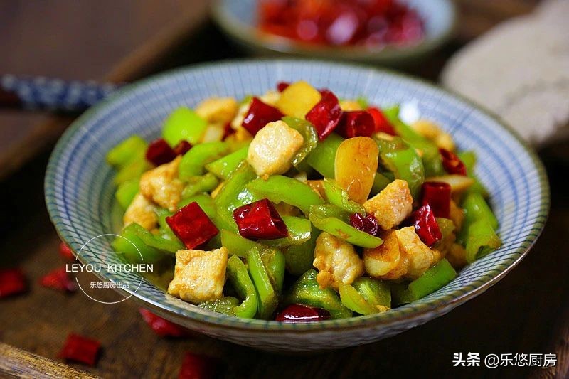 What do you eat when you come home from get off work?  6 simple stir-fry, just follow them
