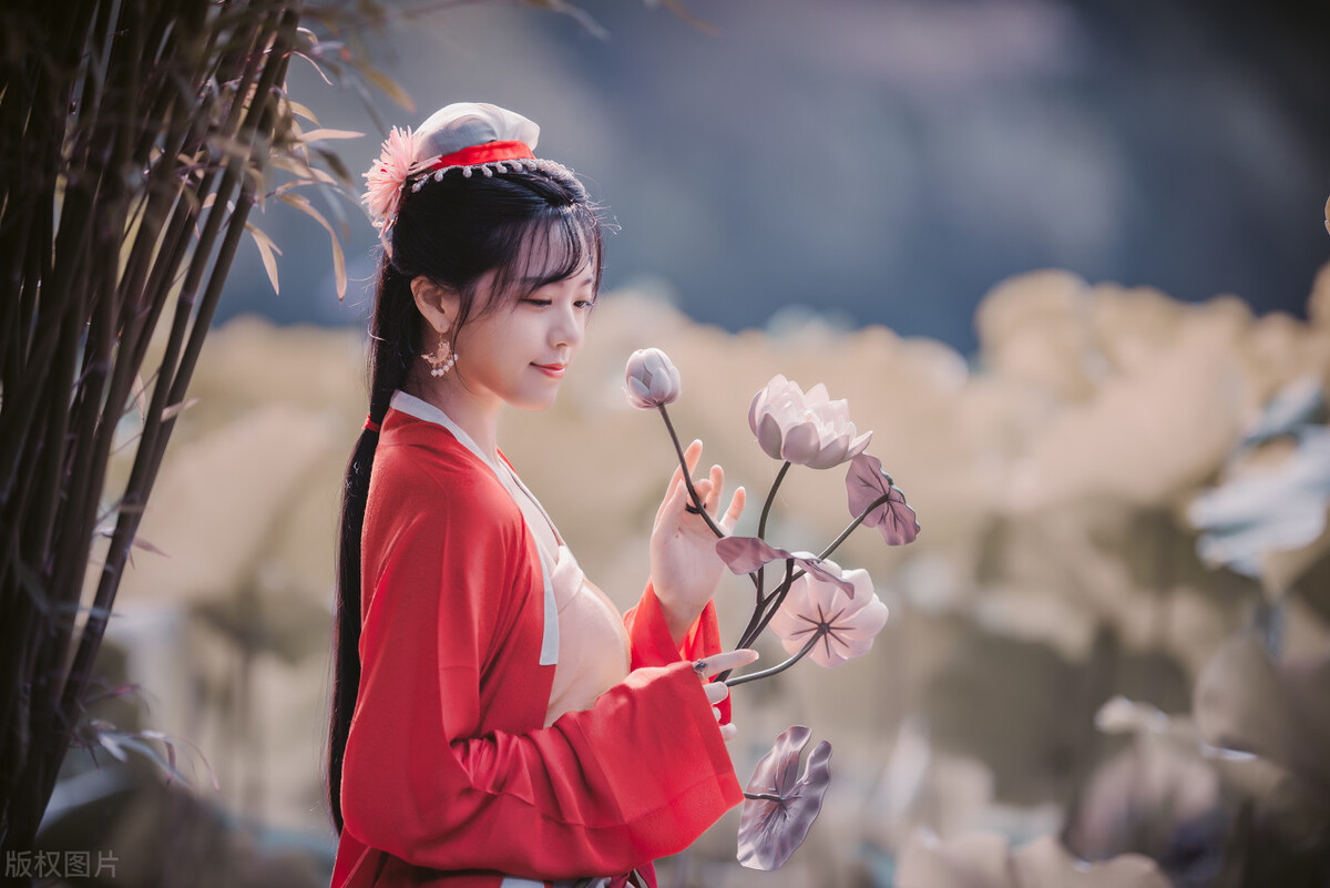 女人致最好自己的句子 经典有气质内涵的句子图片
