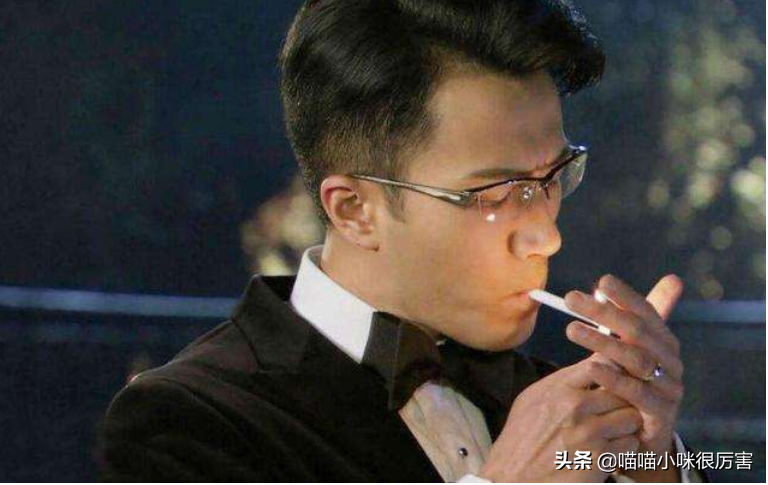 盘点2020年强行扮嫩的男明星，到底是自信，还是