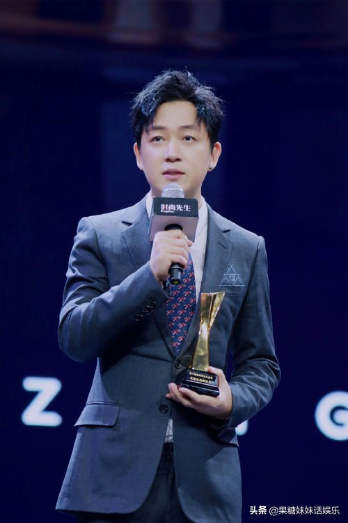 Fashionable clique expresses exposure to star seat, who is top shedding basis seat discharges several be clear at a glance