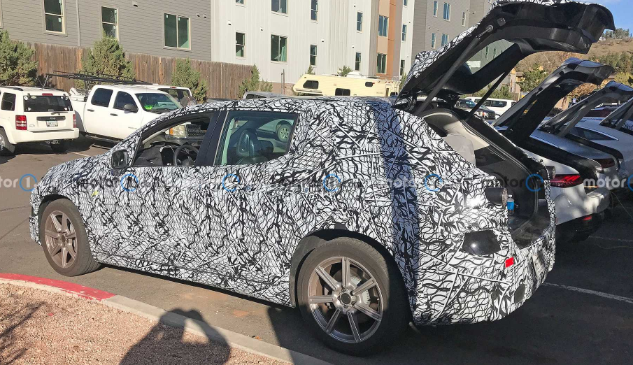 纯电奔驰G级2024年问世？奔驰2030年计划实现全面电动化