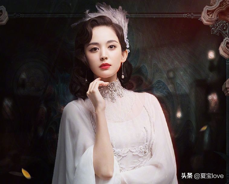 不愧是张翰最美前女友，娜扎穿上无痕衣那刻，