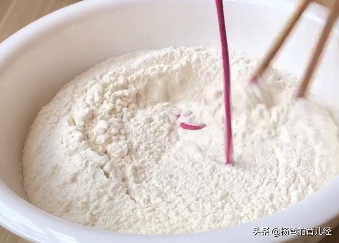 Add 2 eggs to dragon fruit to make pimple soup too delicious, delicious and nutritious, especially for children