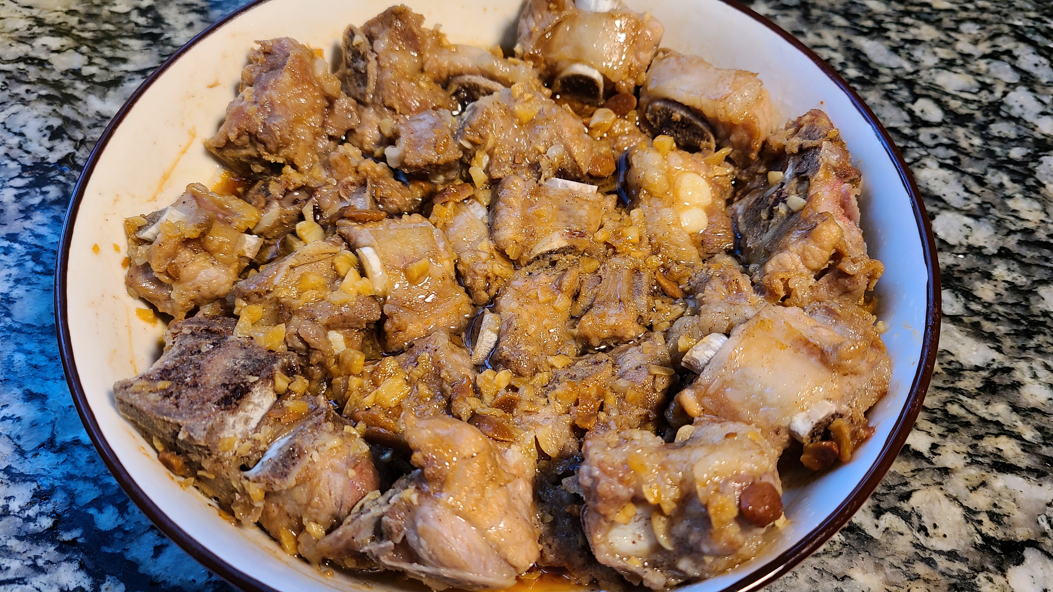 蒸排骨的家常做法，排骨香味濃味道好，廣東人都說好吃