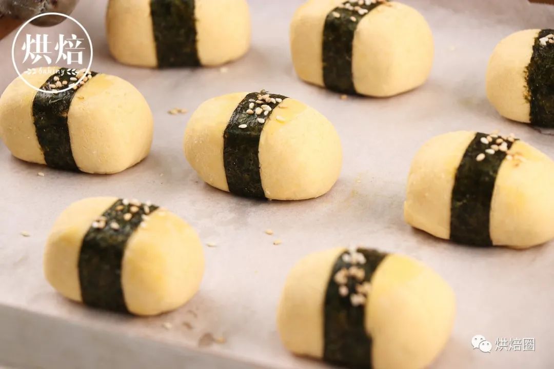 我用糯米粉可以做壽司包上肉鬆蛋黃餡比青團好吃