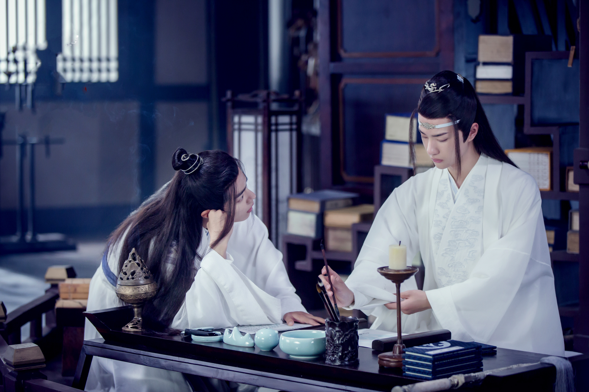 "Bo Jun is like " into the history, "Billow billow is nailed " sit firmly head of a list of names posted up, gong Jun Zhangzhe vasts to flow finally into the top