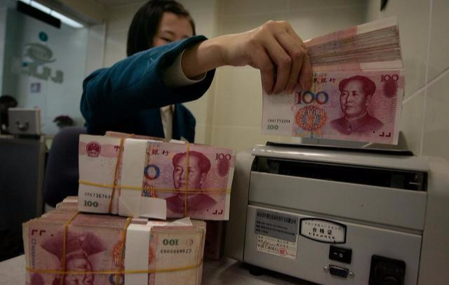 如果2008年有10万元，放到现在还值多少钱？