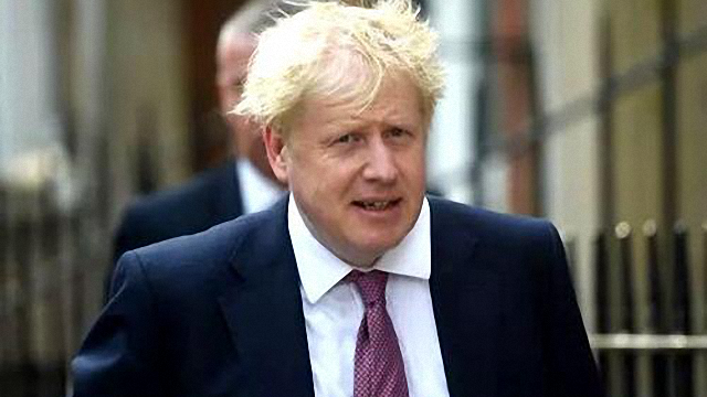 英媒承認英國疫苗存在副作用，歐盟國已緊急叫停，首相力挺