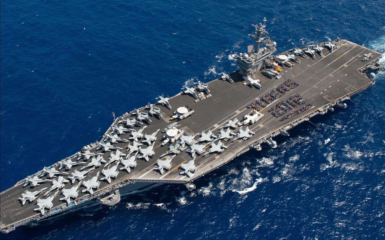 这次已不是美国！10万吨核航母“公之于众”，苏