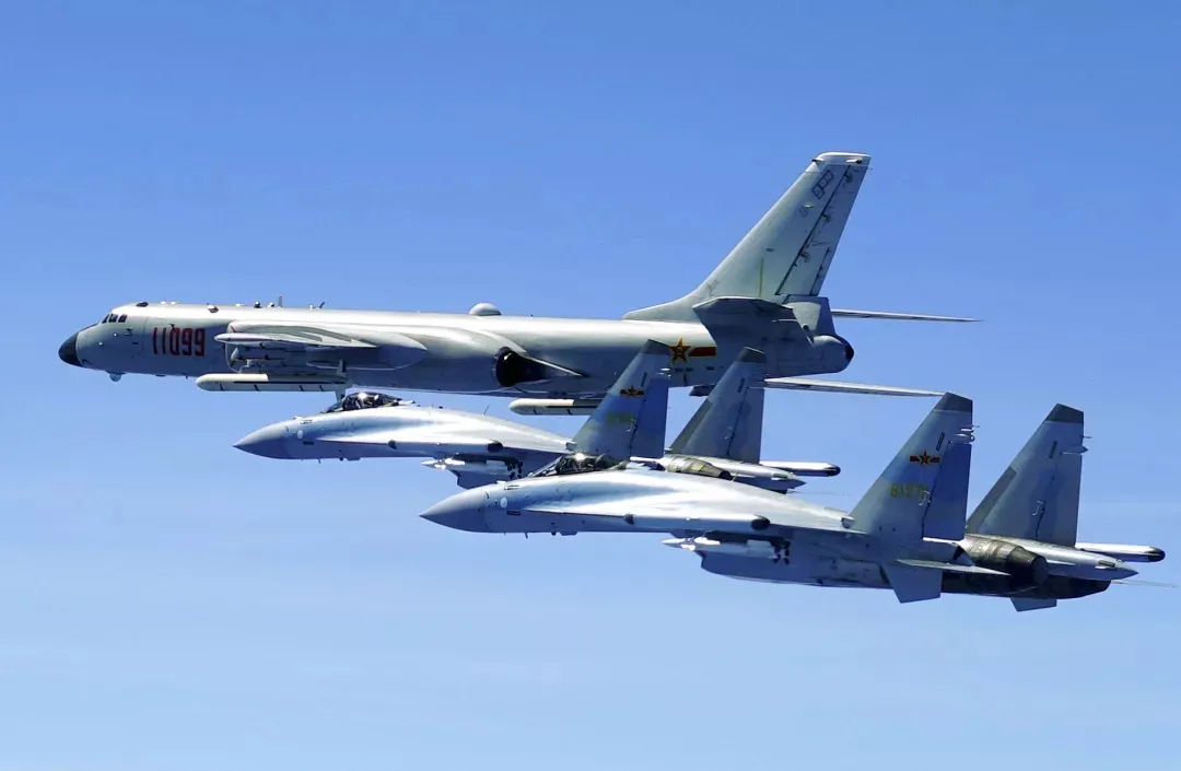 �й���-6KЯ��4öYJ-12A�ߵ����࣬�Ҿ������ƺ�������Σ�