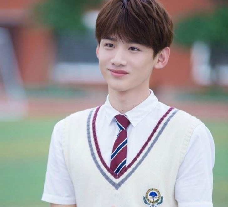 穿校服成风景线的演员，杨洋、肖战、王俊凯、