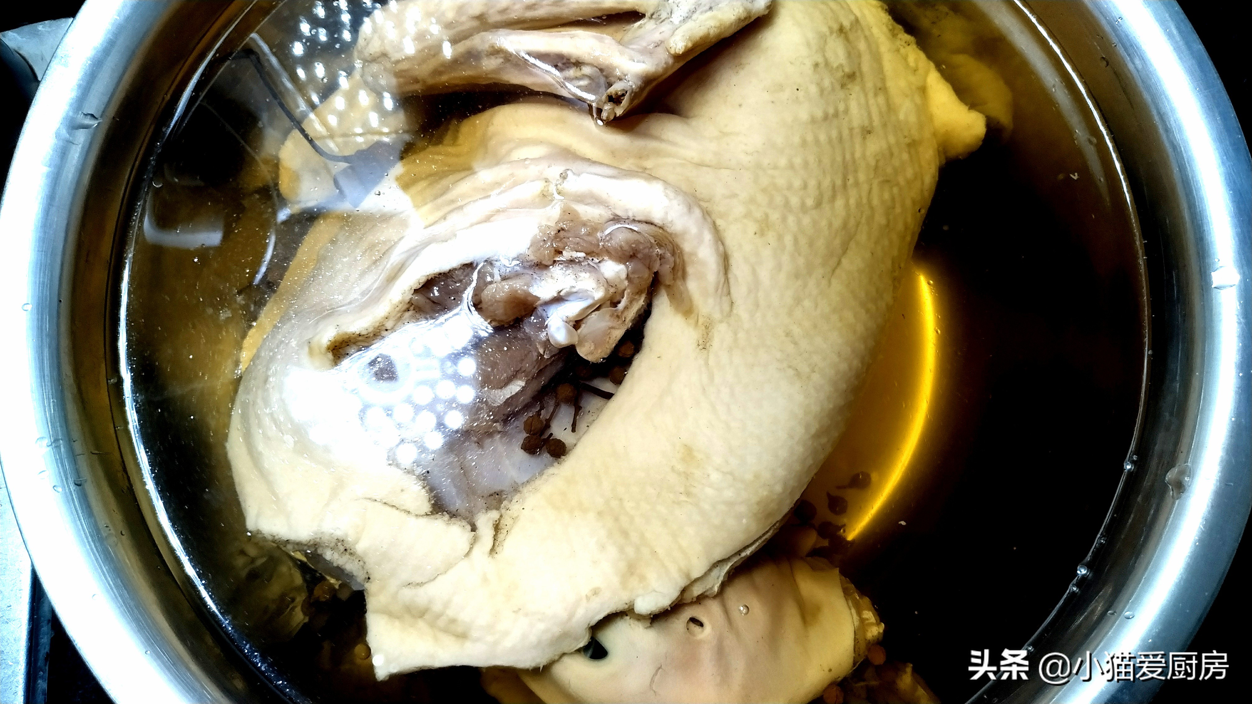 图片[8]-【盐水鸭】做法步骤图 好吃咸香入骨 肉质紧实有嚼劲-起舞食谱网