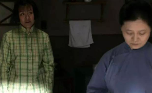 父母爱情：人性之恶，这就是苦出身的江德华反