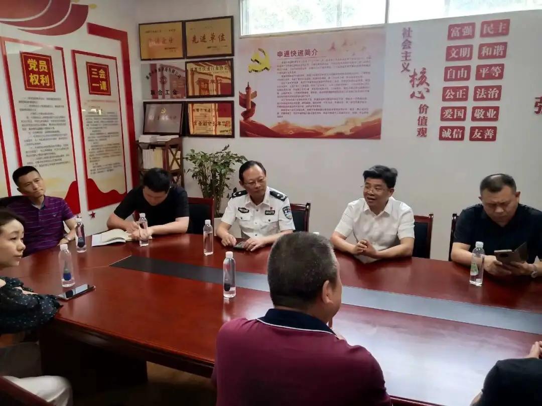 戴德清同志带队到高新区督导反恐安全工作