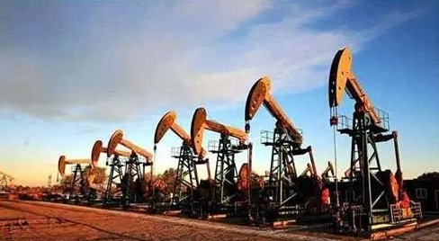 中国新疆玛湖附近的油田，储量12.4亿吨，被网友