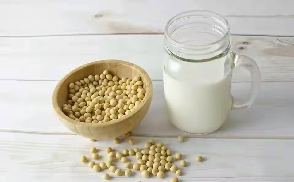 Is the foam in the stew soup harmful if you eat it?There is one kind