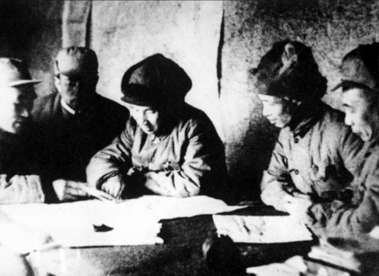 1970����˾��ι�ŵ���ף�����3�����⣬������Աһ��Ҳ������