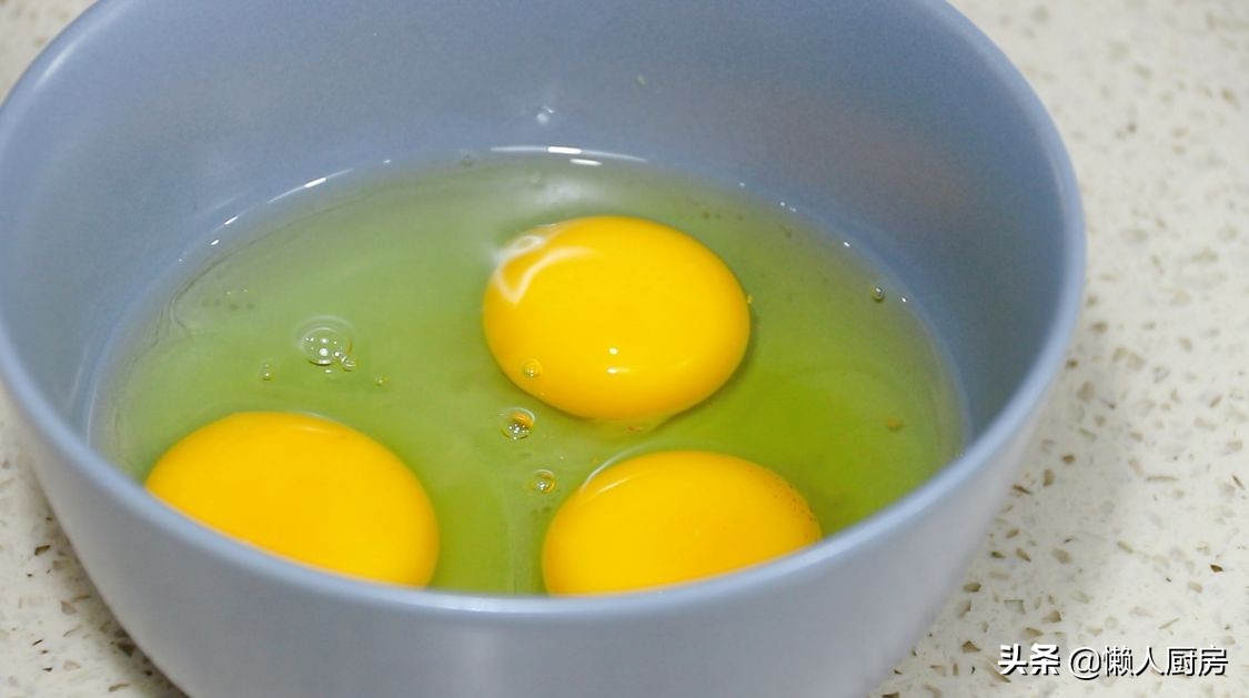 蒸雞蛋，別只會用老一套，加點它們，雞蛋又嫩又滑，擺盤又好看