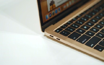苹果新MacBook Air来啦 迭代更新式升级太贴心 也有TypeC插口