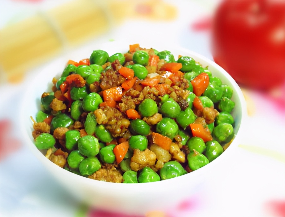 青豌豆炒肉末的做法 有荤有素 营养均衡的小炒菜