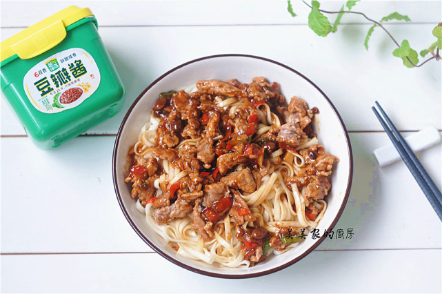 煮面条，水开出锅就错了！牢记1个小窍门，不粘不坨特筋道