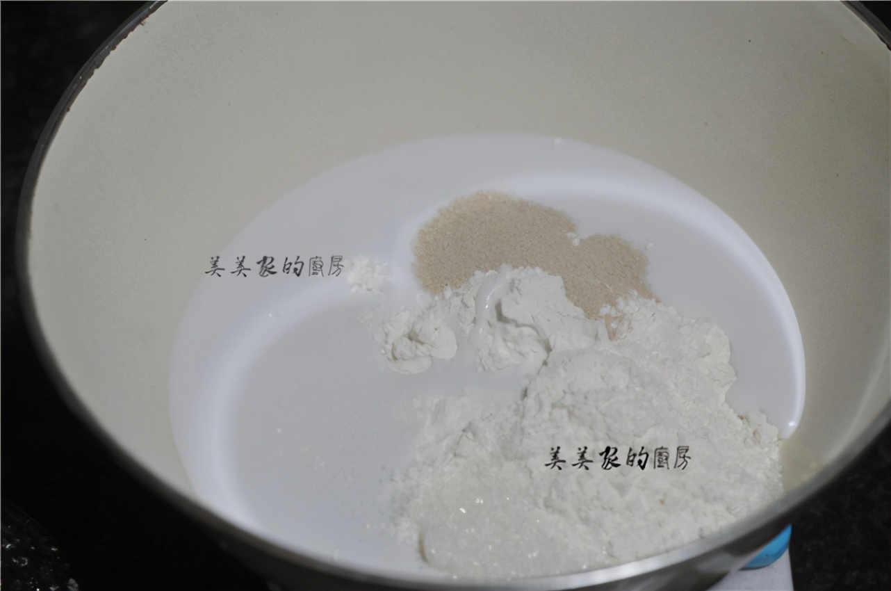 蒸饅頭別再用牛奶啦！ 新做法濃香撲鼻，吃完手留餘香！ 回味悠長