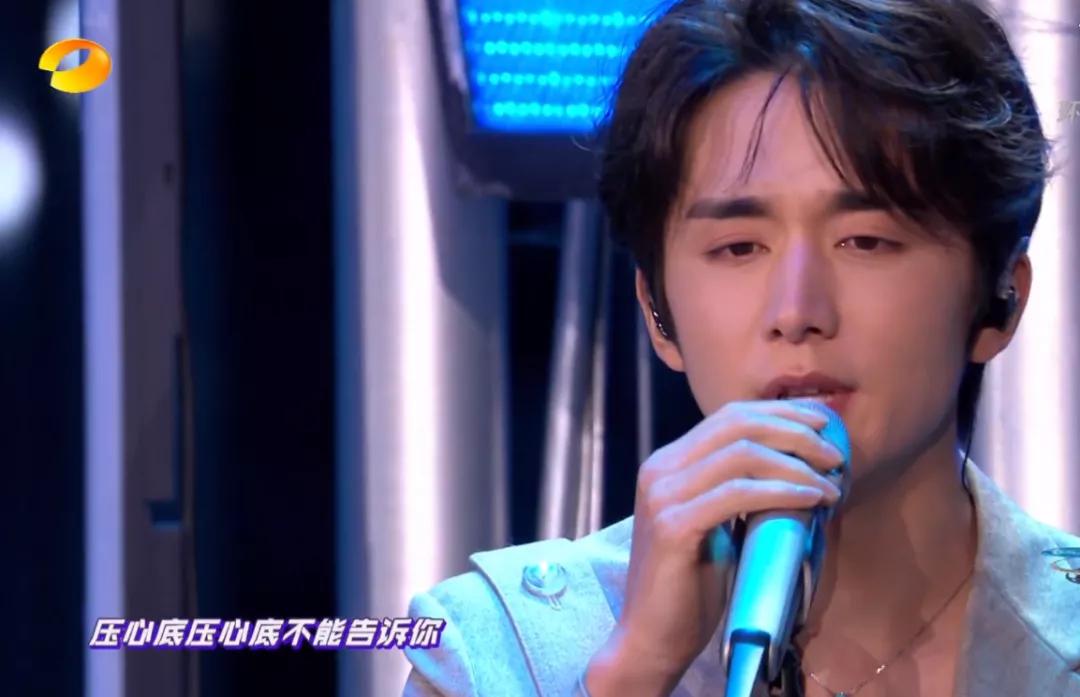 湖南跨年晚会暴露明星真实状态：谢霆锋素颜状