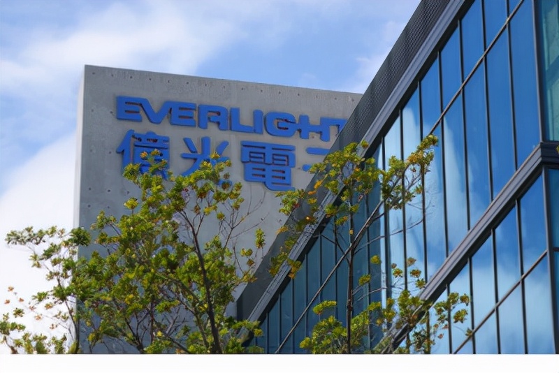 "Optical Stocks" Demand is booming, prices rise Everlight Q4 is not