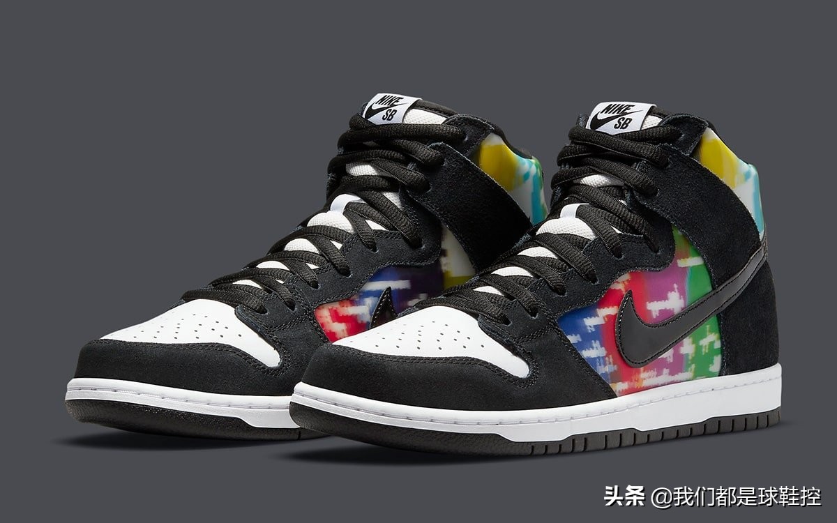 TV signal becomes inspiration, Nike SB Dunk High \