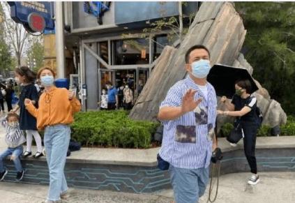 Three months after the scandal was exposed, Huang Duoduo's current