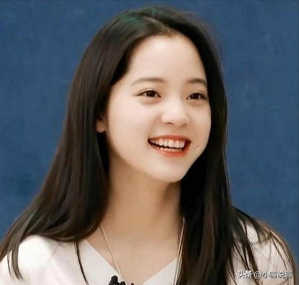 Ouyang Nana: The body of a young girl, the heart of a mature woman, only  recognizes her brother but does not make a boyfriend, and her love  history is corrupt - iMedia