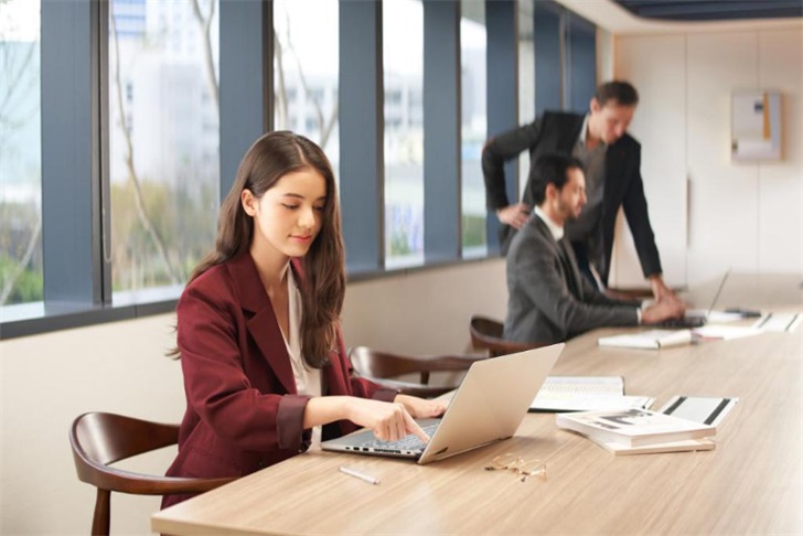 「IT之家评测室」ROG幻14体验评测：独创光显矩阵