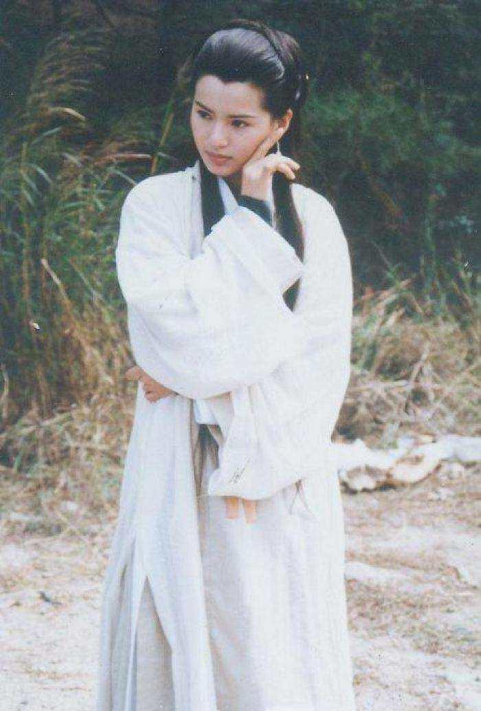 Li Ruotong, the story between her and the wealthy businessman Guo ...