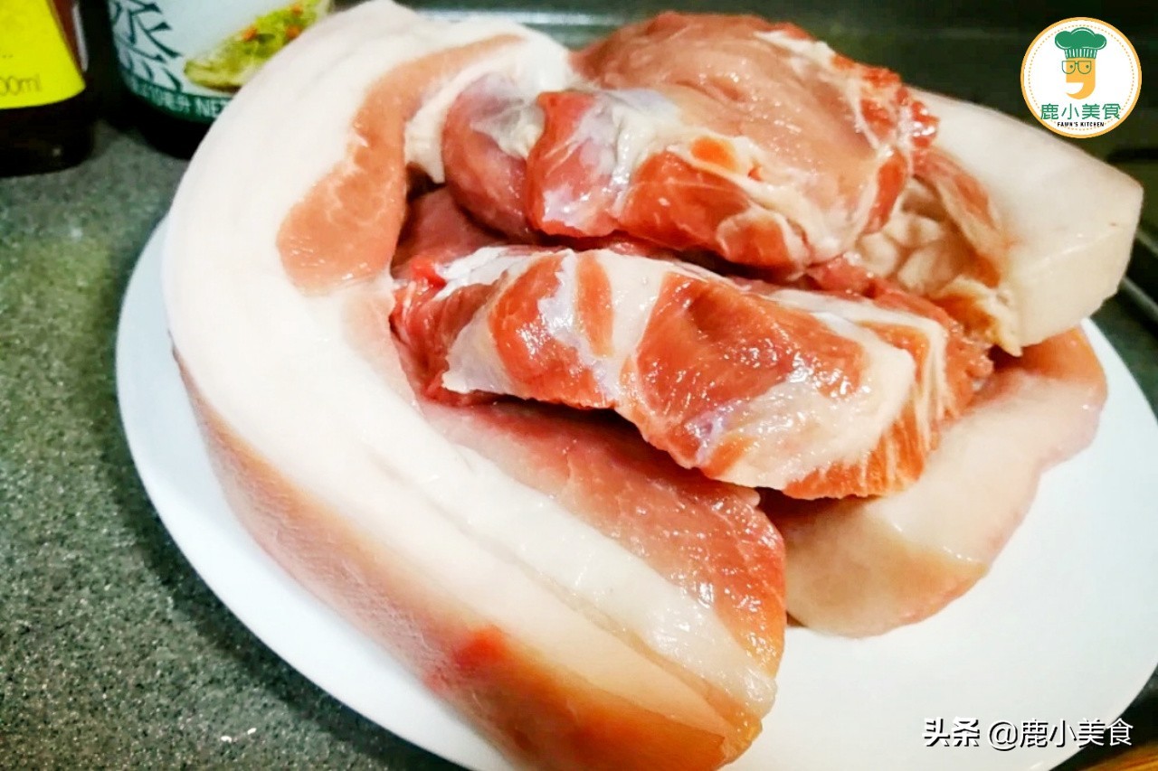 豬肉便宜時，做烤腸太划算了！ 做法簡單，皮脆肉嫩爽口，先收藏了