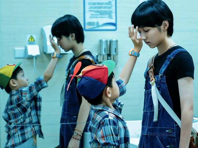 " my elder sister " booking office is broken 100 million! Zhang Zifeng in all type performs affection absolutely