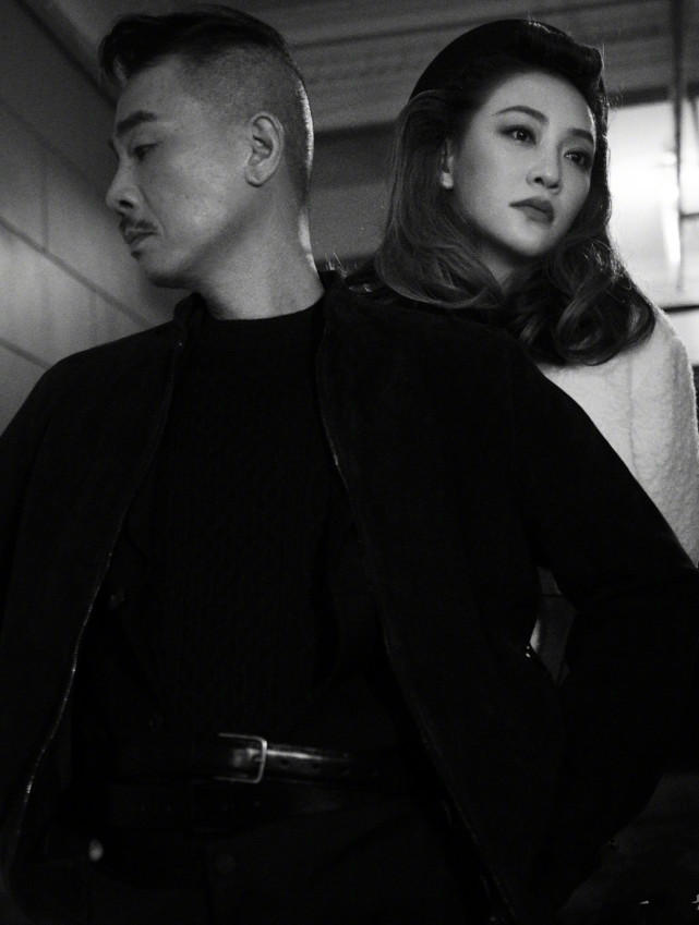 應采兒曬照感慨兒子長大，小小春睡姿花樣百出，小床快裝不下長腿