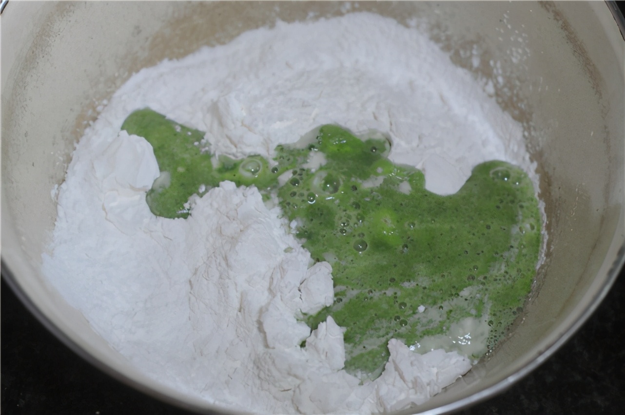 几样食材搭配做早餐，一拌一蒸再包好，凉吃更带劲！真香糯呀