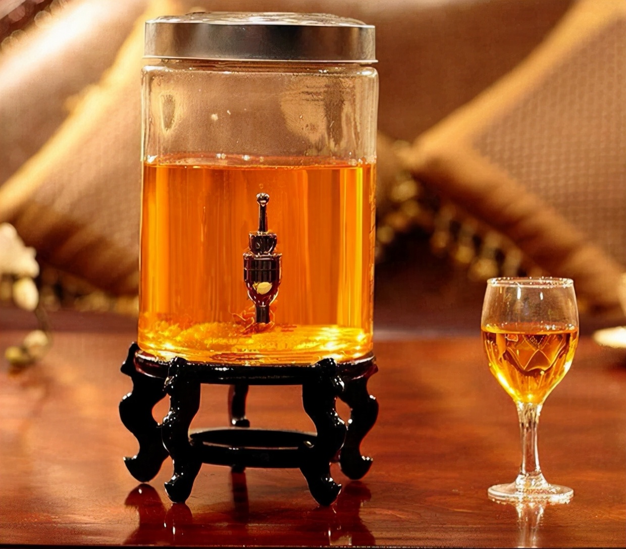 A bottle of more than 10 yuan Xiaojin wine is highly sought after, this ...