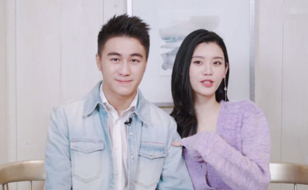 奚梦瑶何猷君相处反差大！男方时刻紧粘妻子，女方写不出他名字？