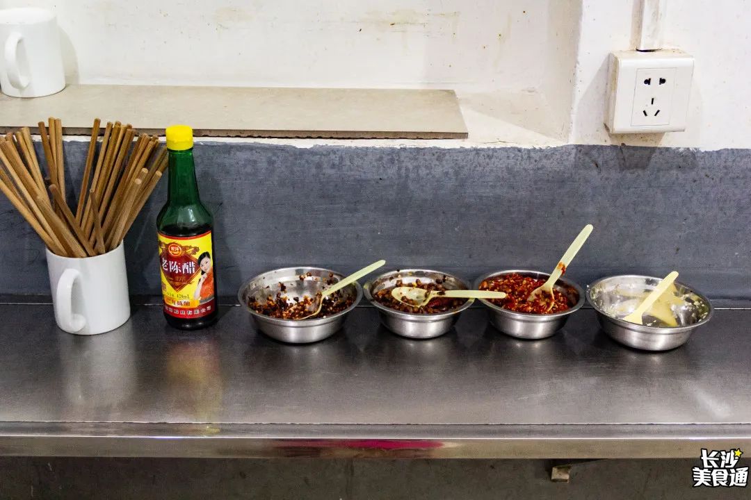 30年哒，长沙伢子都长大了，它还在咯里