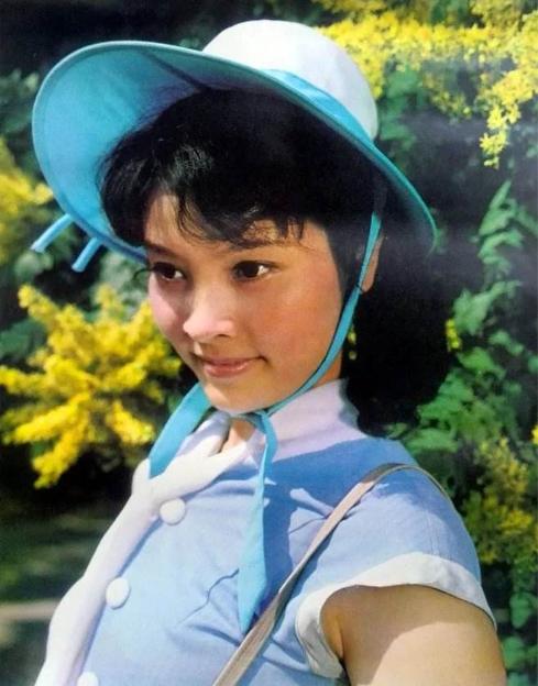 “童年阴影”冯远征：被称为影视“家暴专业户