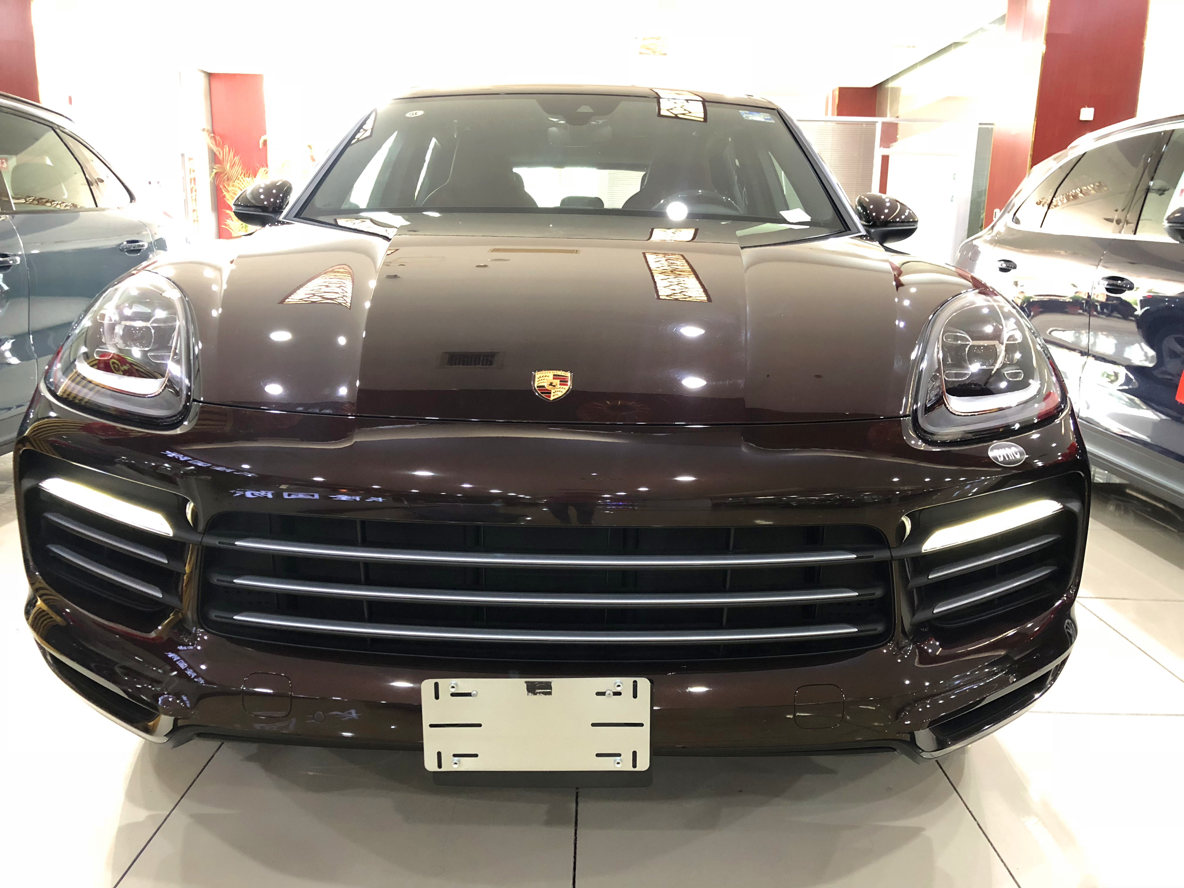 第四代保时捷cayenne搭载3.0t引擎,动力超玛莎,颜值还不赖