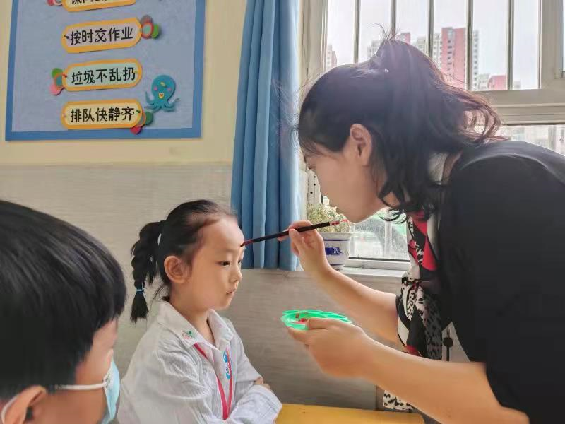 邯鄲叢臺區(qū)滏東小學(xué)：童蒙養(yǎng)正 向陽生長