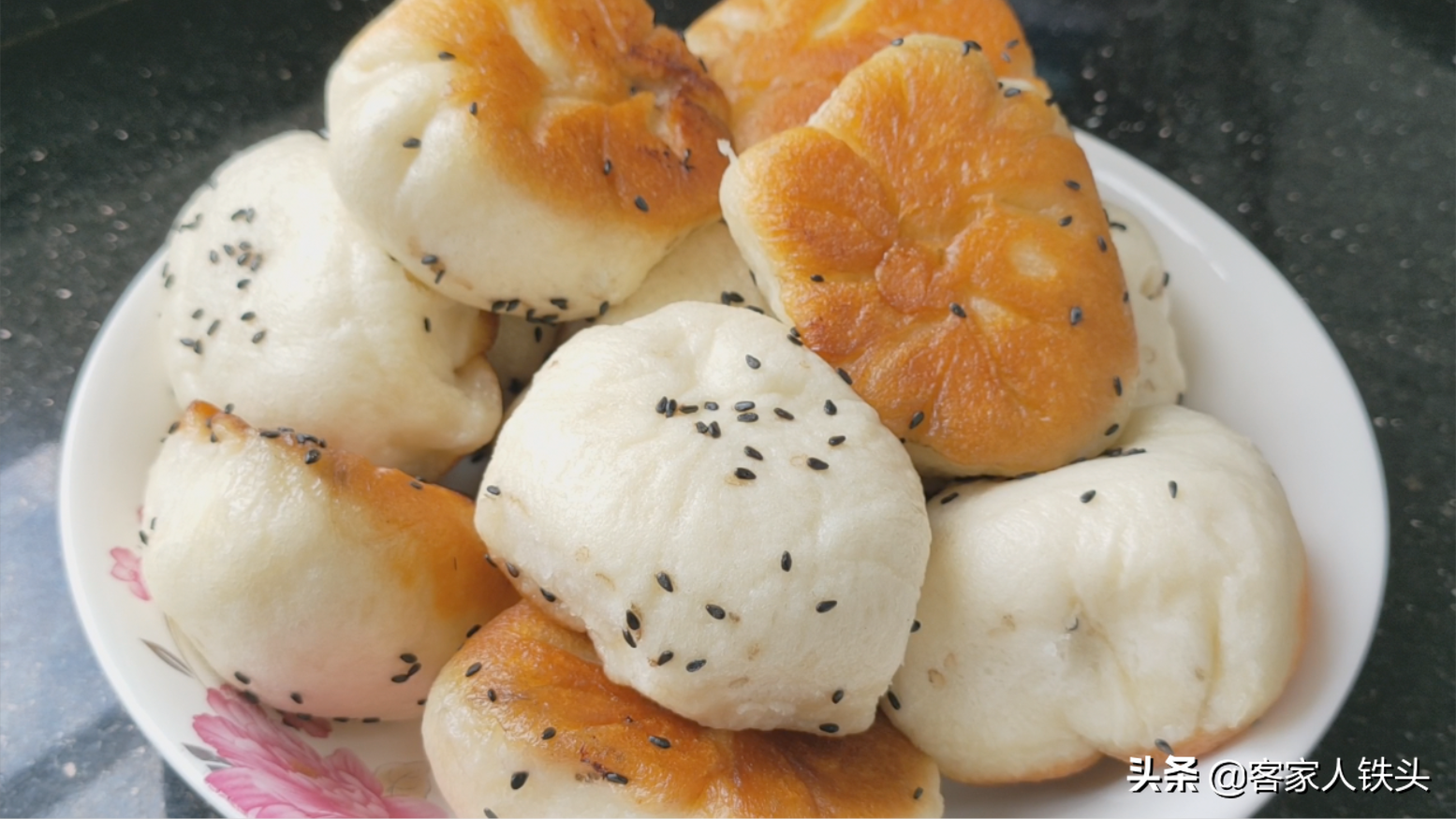 我家孩子隔三差五點吃的早餐做法，鬆軟又酥香，很多人一次吃5個