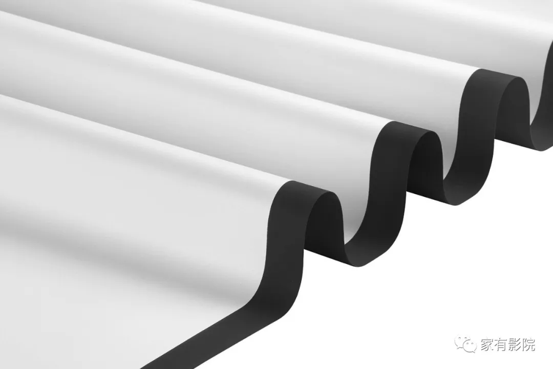 超级容易被忽视的部分！专业家庭影院的幕布选择指南