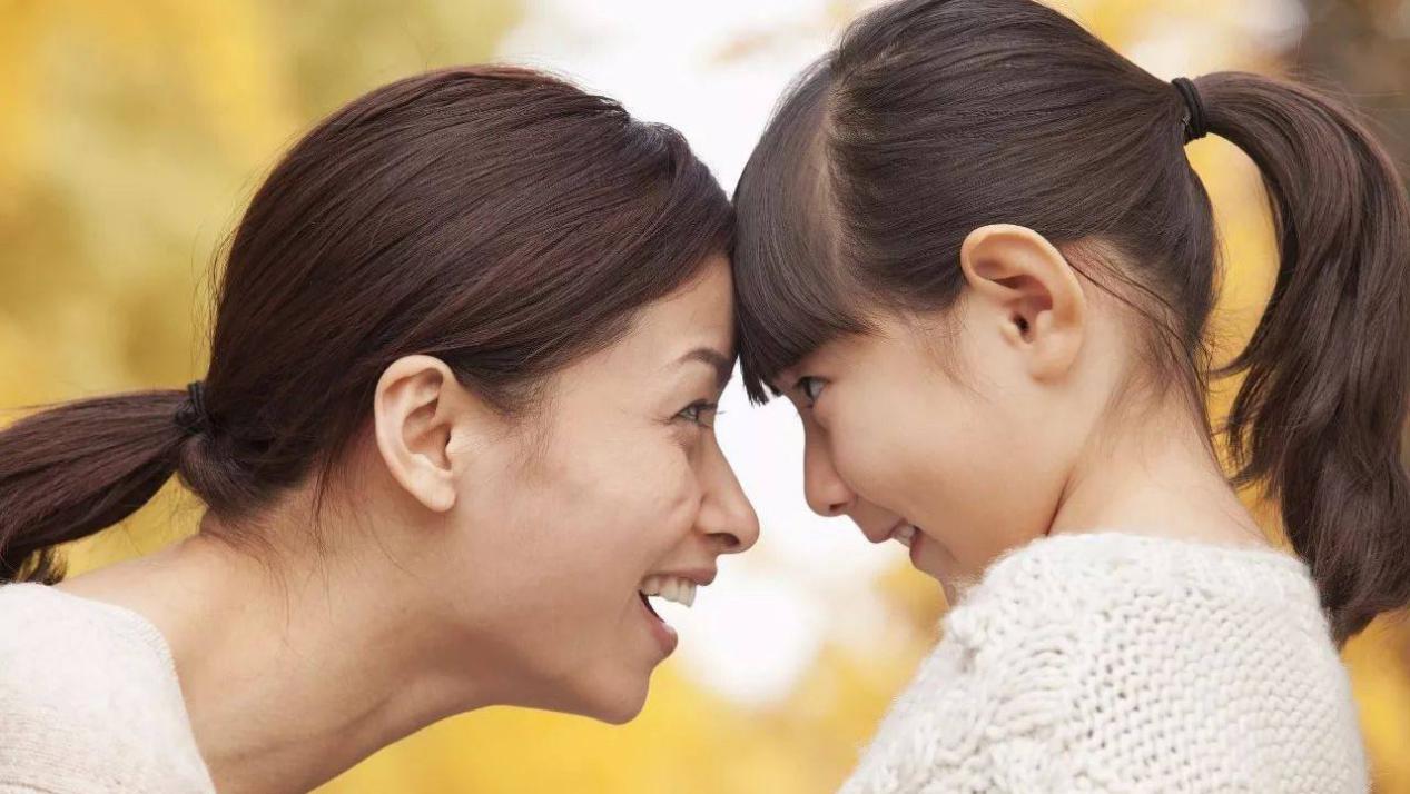 有种“遗传”叫陈佩斯，四代人共用“同一张脸”，一看就是一家人